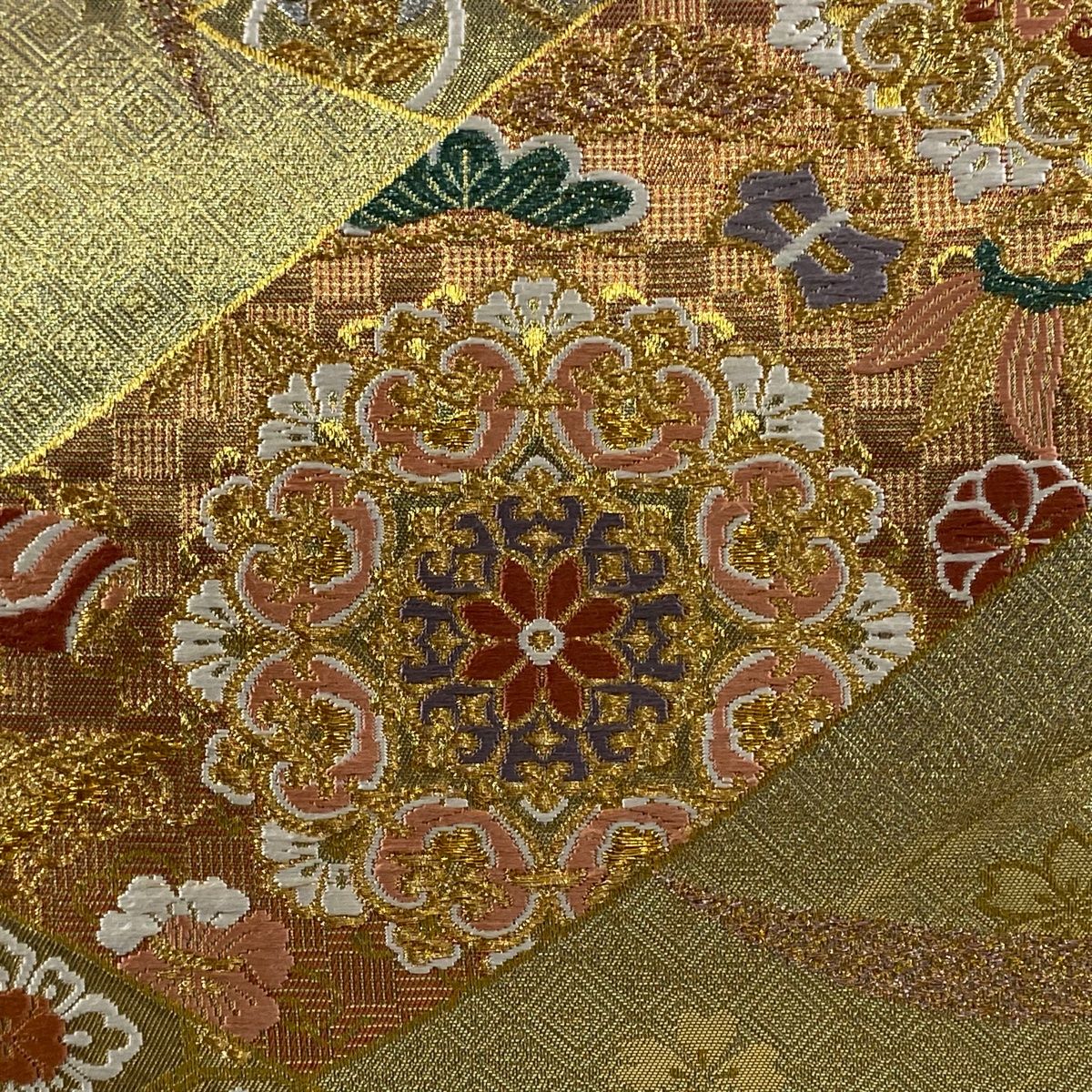 袋帯 秀品 落款 華文 宝尽くし 金銀糸 唐織 金色 六通 正絹