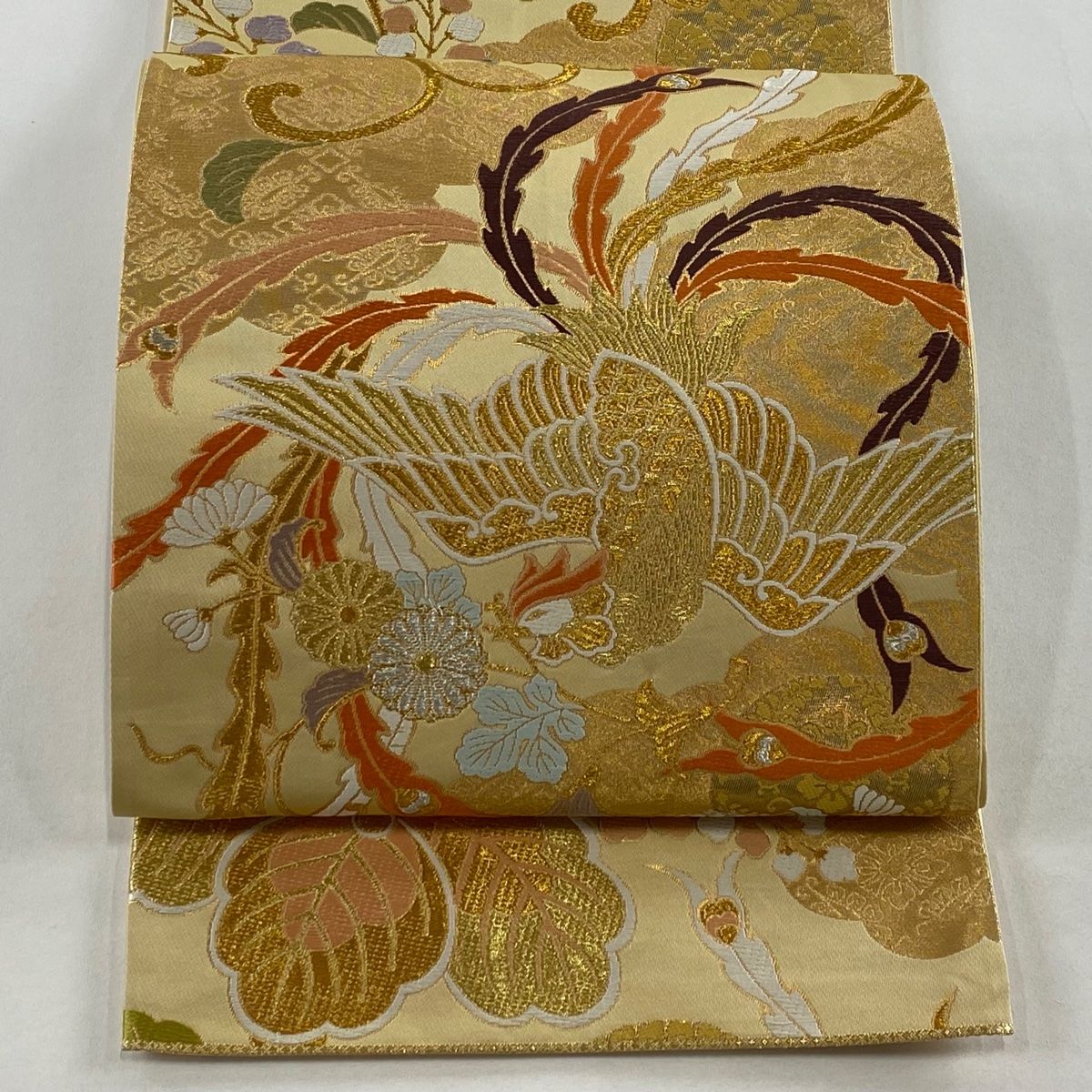 袋帯 秀品 草花 雲文 刺繍 金糸 ベージュ 全通 正絹