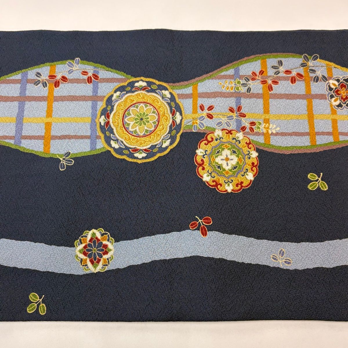  開き名古屋帯 秀品 華文 萩 縮緬 紺色 正絹 名古屋帯 帯