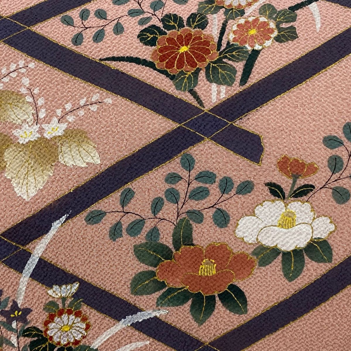 名古屋帯 秀品 菱 草花 金彩 ピンク 正絹