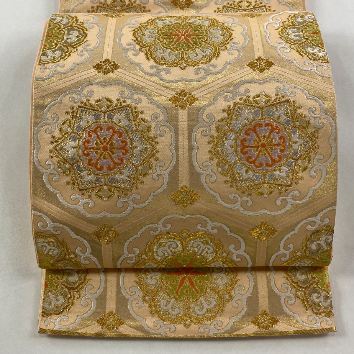 袋帯 秀品 落款 関西仕立て 本家加納 亀甲 華文 金銀糸 箔 薄オレンジ 六通 正絹