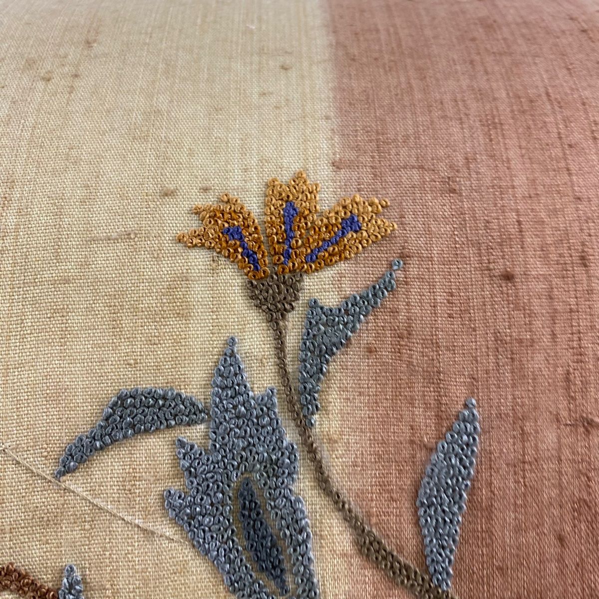  名古屋帯 秀品 関西仕立て 草花 刺繍 ベージュ 正絹 名古屋帯 帯