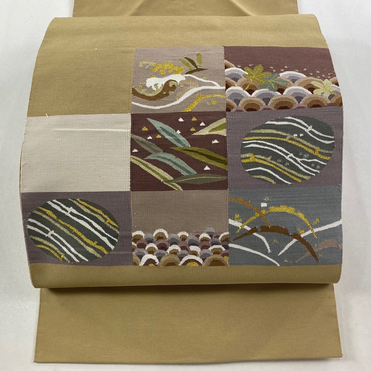 名古屋帯 秀品 市松 波 金糸 綴れ 黄土色 正絹