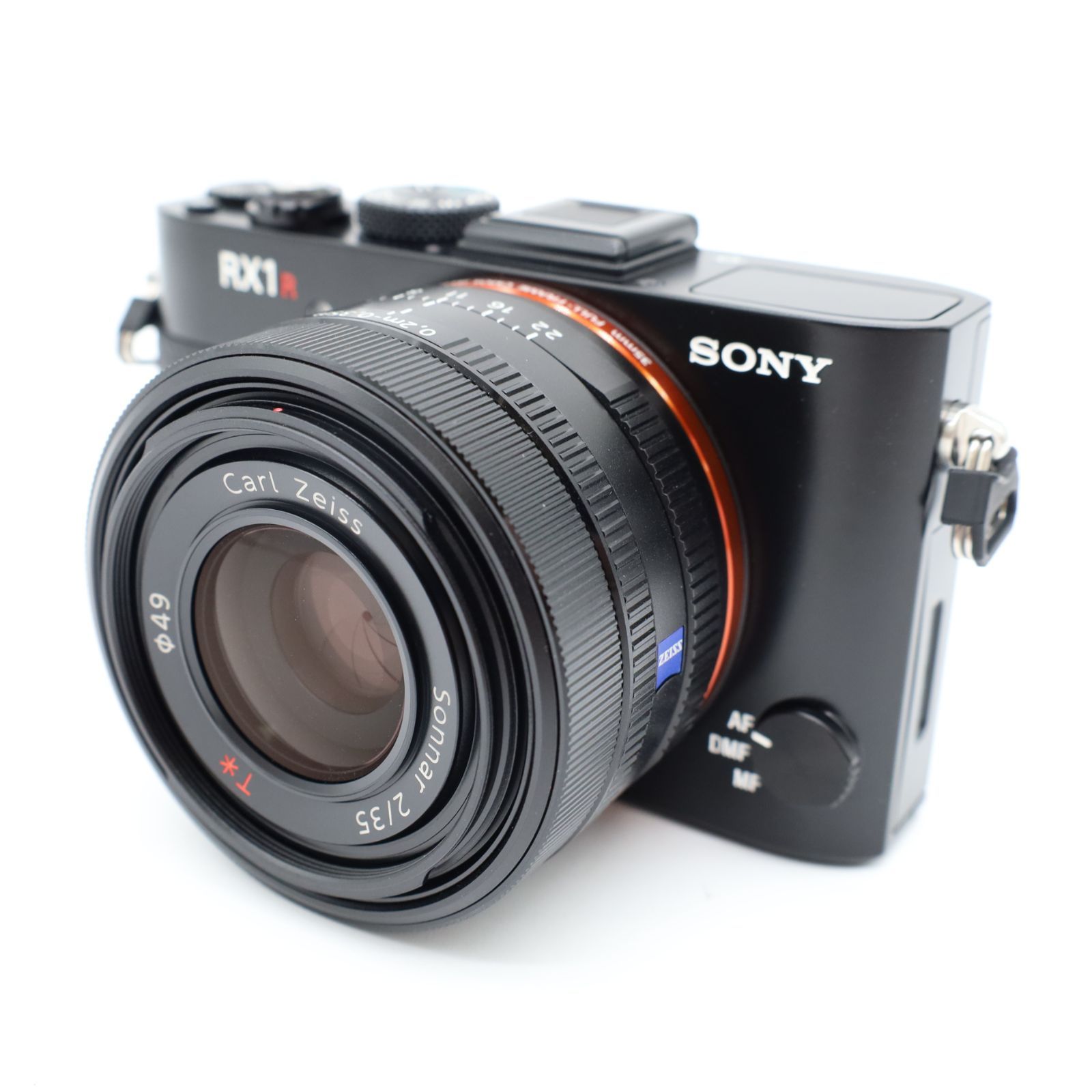 搭載 コンパクトデジタルカメラ