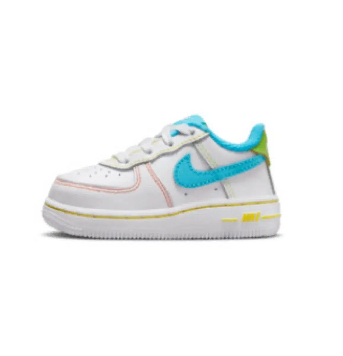 ナイキ エアフォース 140 サイズ