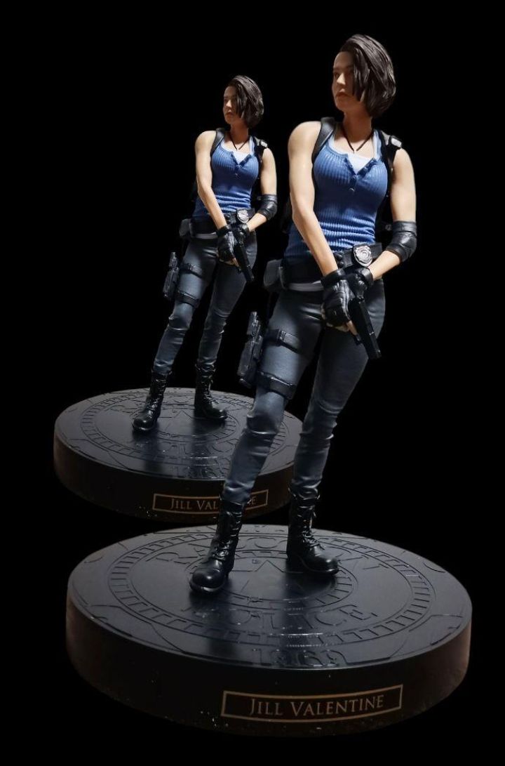 ★未使用 BIOHAZARD ジル バレンタイン 1/6 フィギュア 約30㎝ ☆未使用 BIOHAZARD ジル バレンタイン 1/6 フィギュア 約30