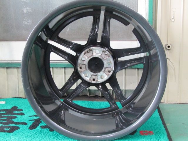  な冬商品 メルセデスベンツ C 118 CLAクラス 19インチ タイヤ ホイールセット