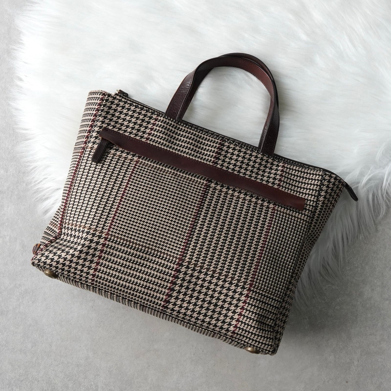 ハンドバッグ ベージュ