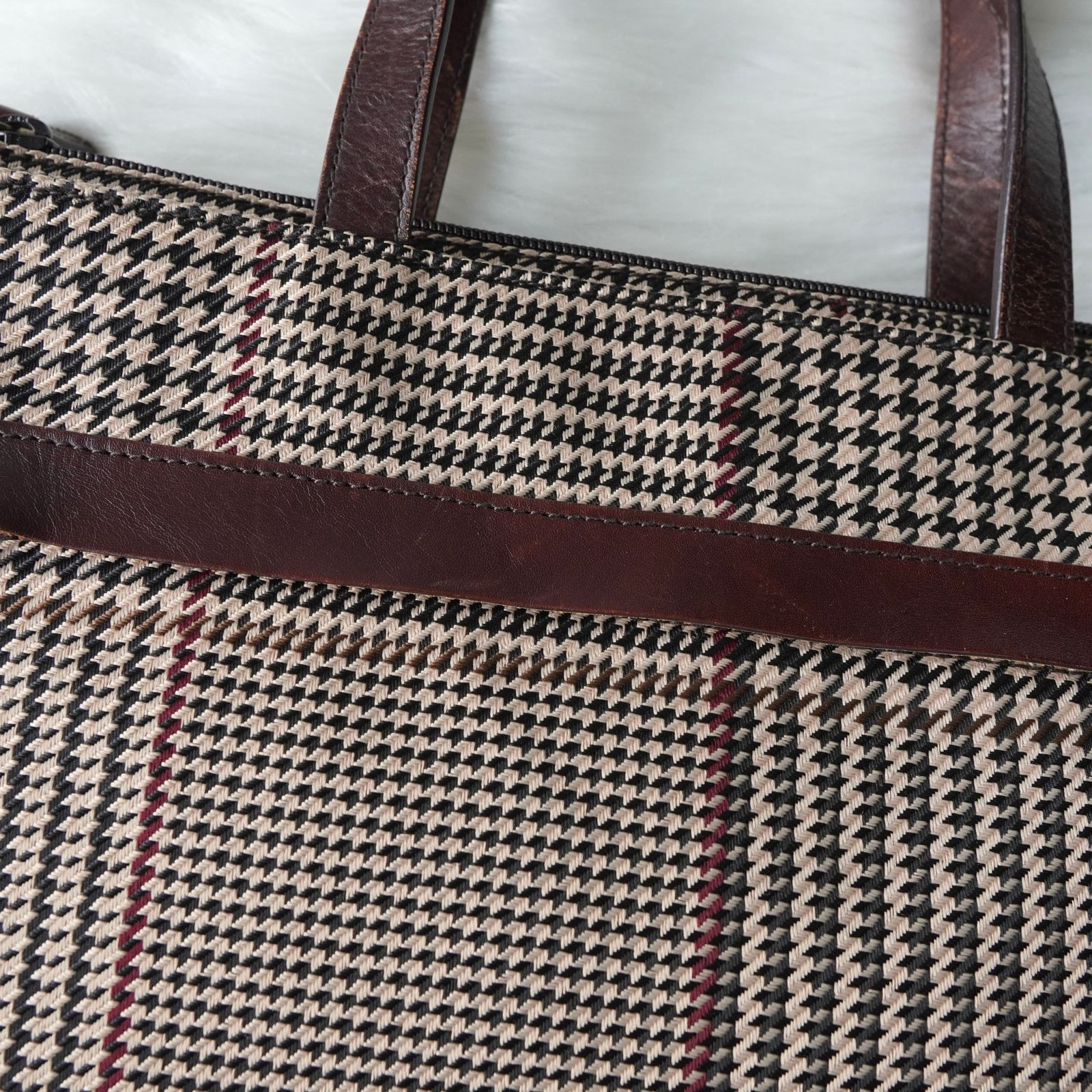 ナイロンキャンバス ハンドバッグ