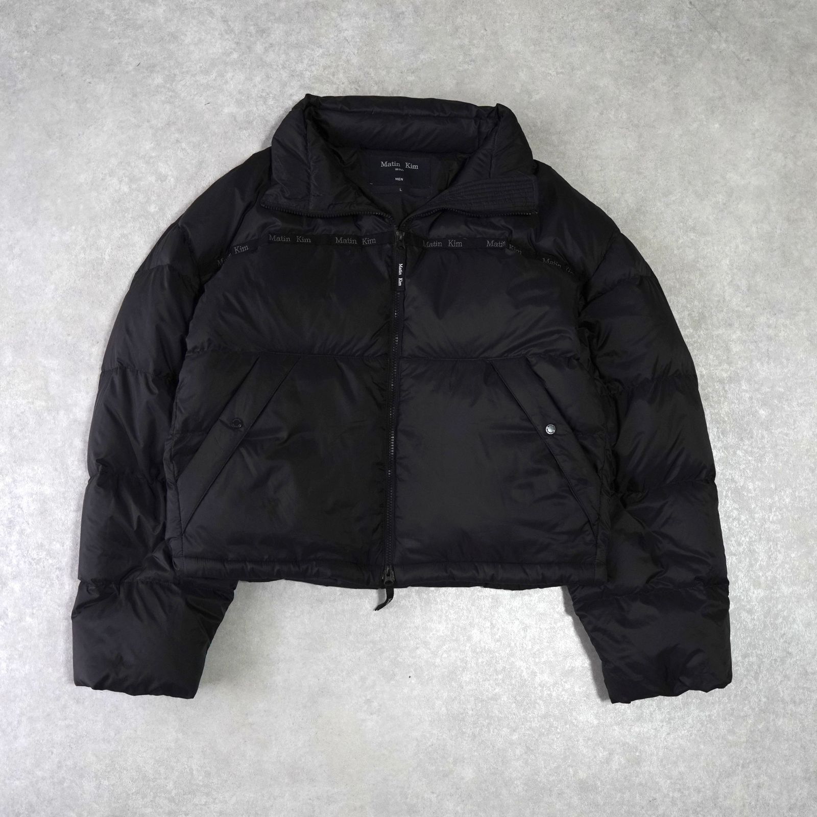 マーティンキム ロゴ ダウンジャケット ブラック - メルカリ
