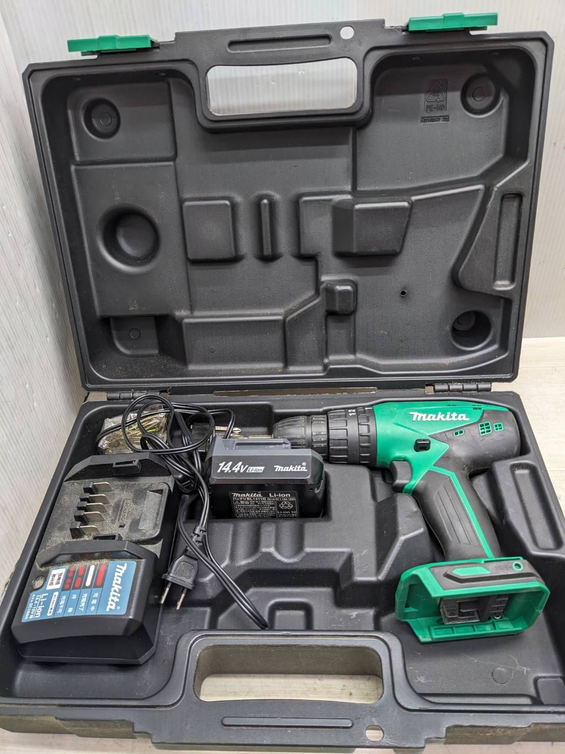 S99664 マキタ 充電式振動ドライバドリル M850D バッテリー 充電器