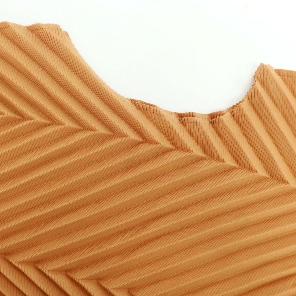  ミー イッセイミヤケ me ISSEY MIYAKE 秋冬 プリーツ加工 その他カットソー ライトブラウン サイズ表記なし M位 レディース アンサンブル トップス