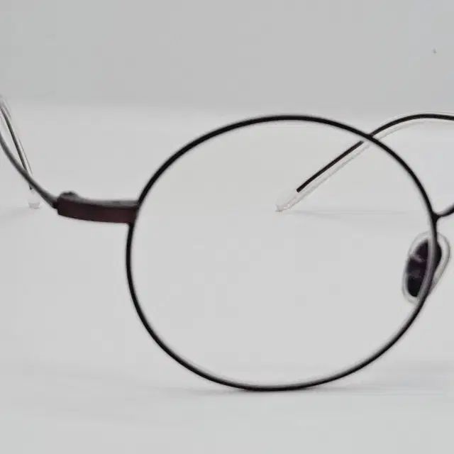 丸みのあるベータチタンマットブラウン