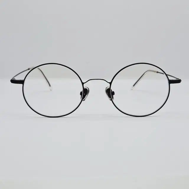 丸みのあるベータチタンマットブラウン ドムエン In Out 09 C4