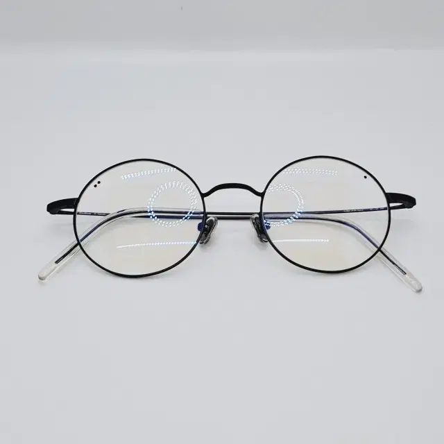 丸型 ベータチタン メガネフレーム マットブラック ドゥムエン In Out 09 C3