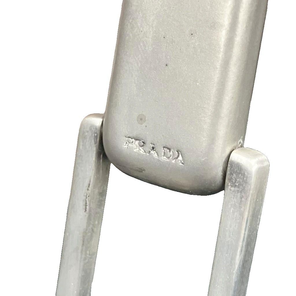 メタルハンドル