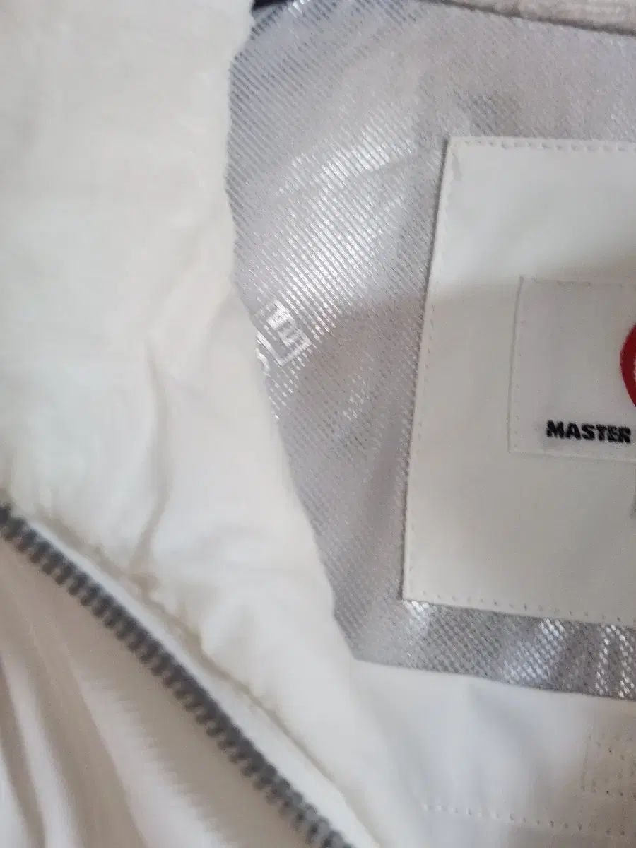 白 グースダウン