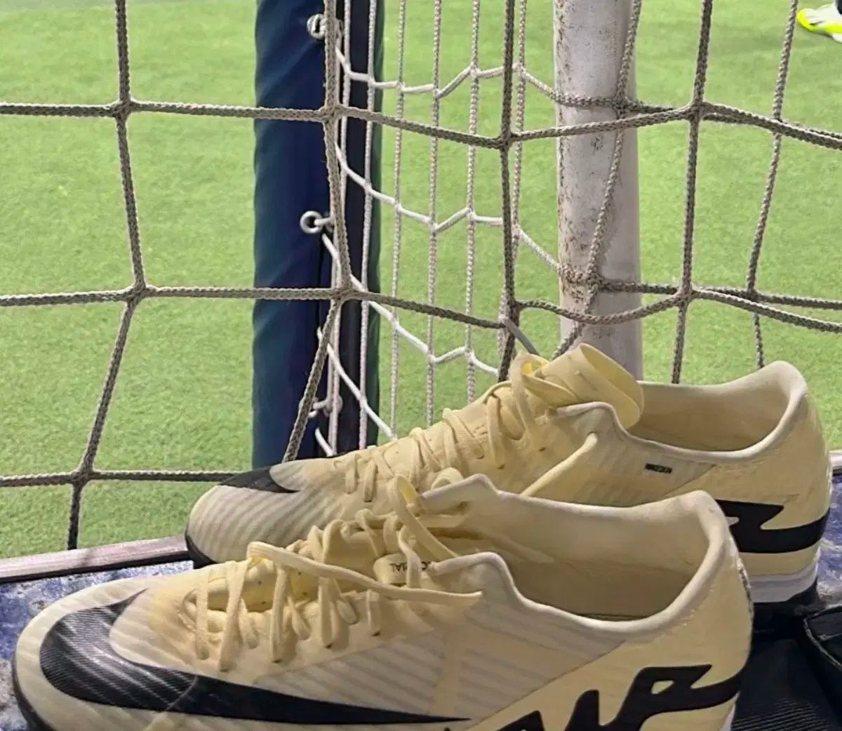 ナイキ ズーム マーキュリアル ベイパー 15 TF 26.5 サイズ