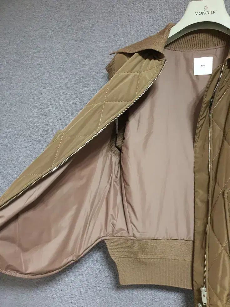  クホ KUHO キルティング ニット ベスト 55 サイズ ベスト ジレ ベスト ジレ ビスチェ