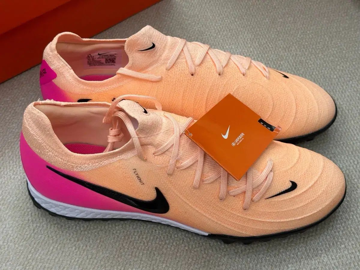 ナイキ FANTOM GX2 プロ TF 265