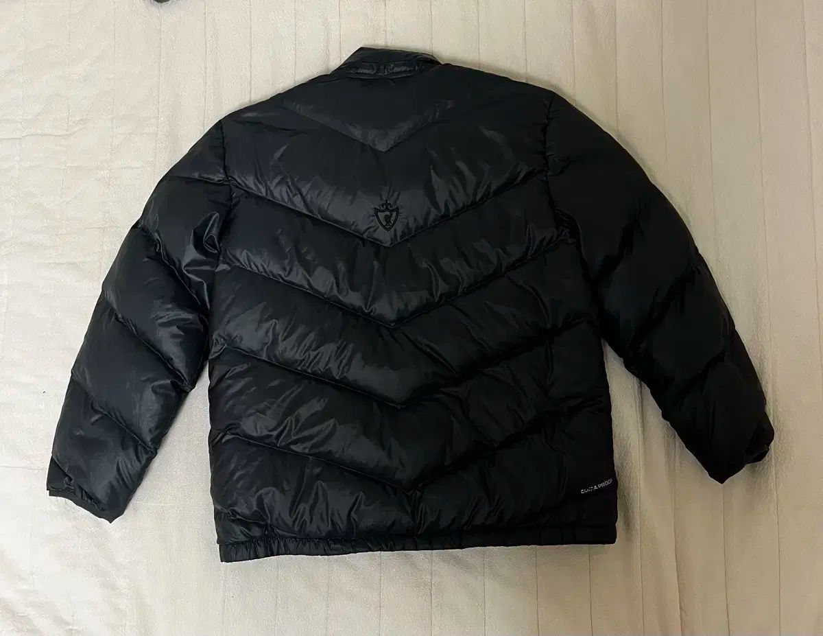 アディダス リヴァプール ブラック ダウン