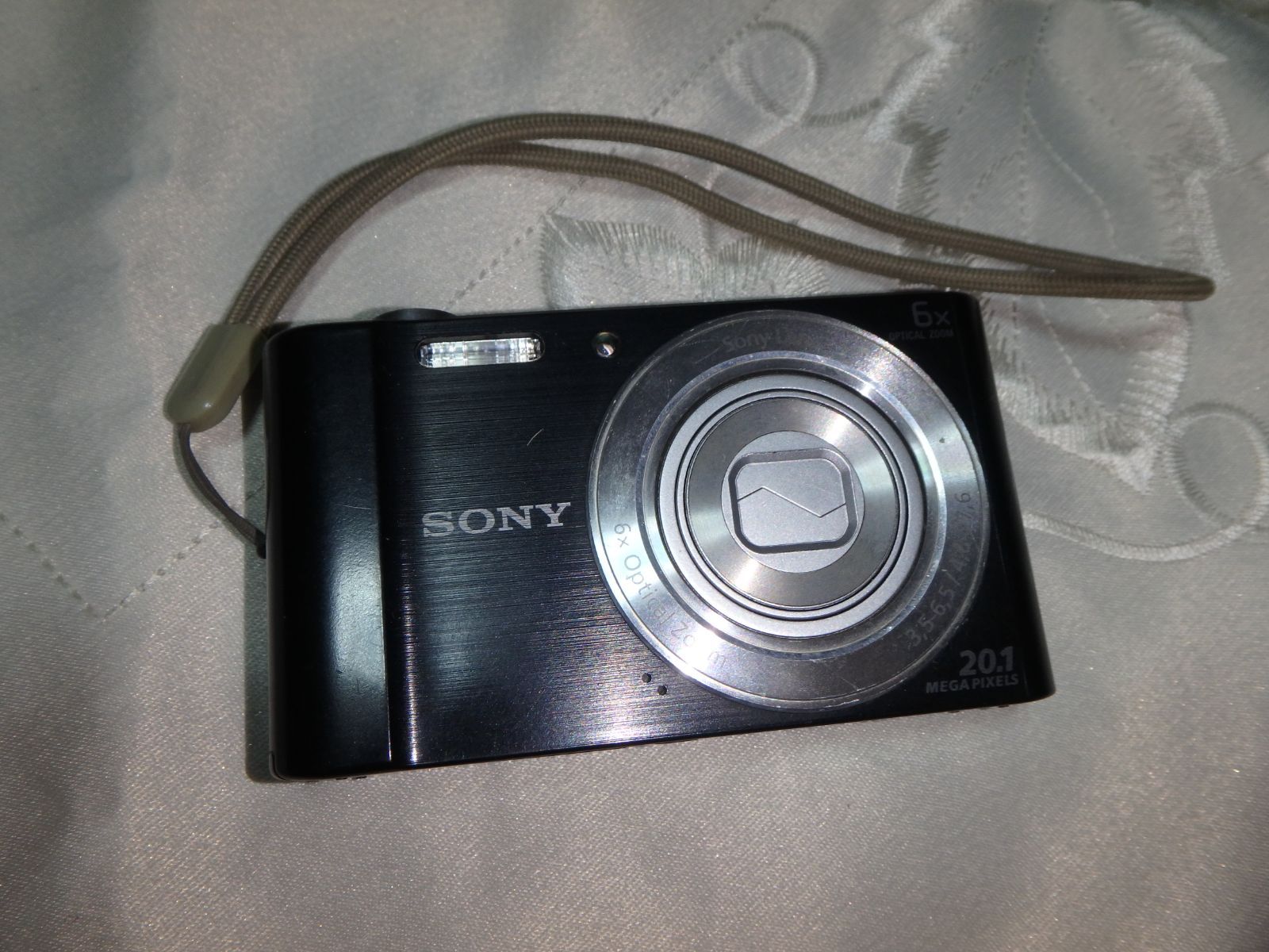 【ジャンク品】SONY Cyber-shot デジカメ　DSC-W810 SONY Cyber-shot DSC-W810 デジタルカメラ ジャンク SONY Cyber-shot