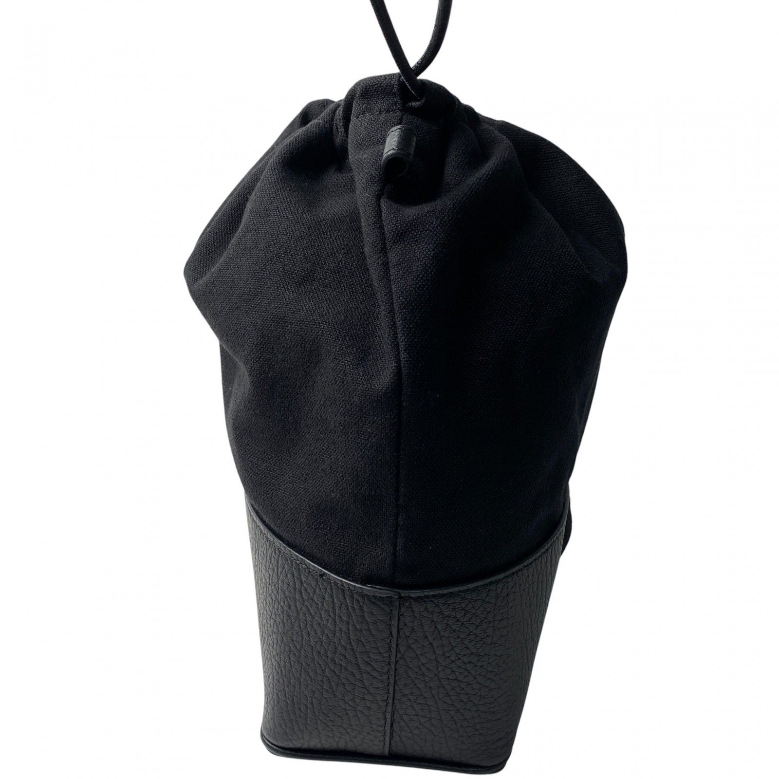 美品 メゾンマルジェラ Maison Margiela レディース ドローストリング スモール ショルダーバッグ SB2WA0011 美品 メゾンマルジェラ Maison Margiela レディース ドローストリング