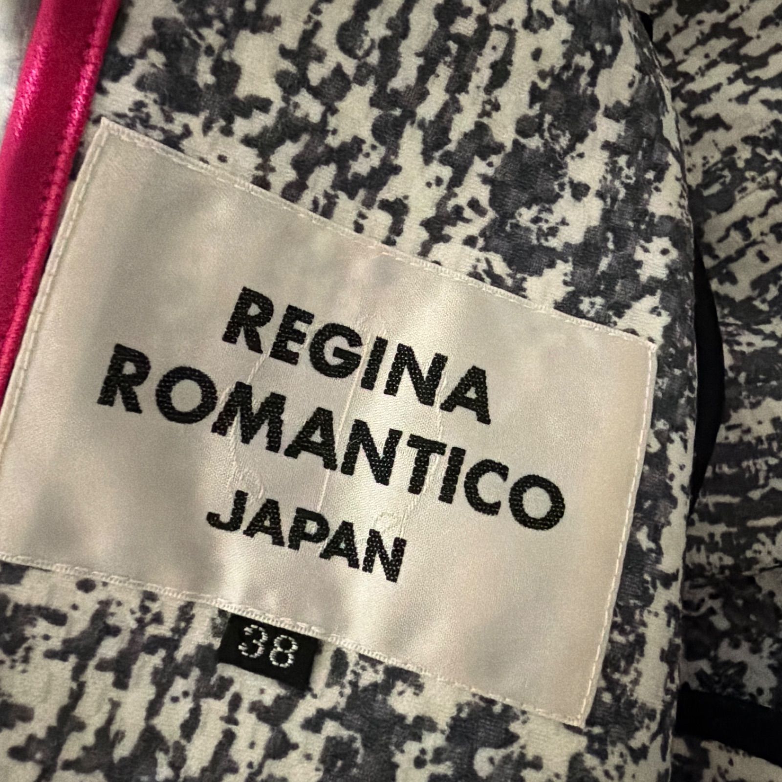 ま*ん様 REGINA ROMANTICO ジャケットのみ サイズ40 タグ付き ま*ん様 REGINA ROMANTICO ジャケットのみ サイズ40 タグ付き