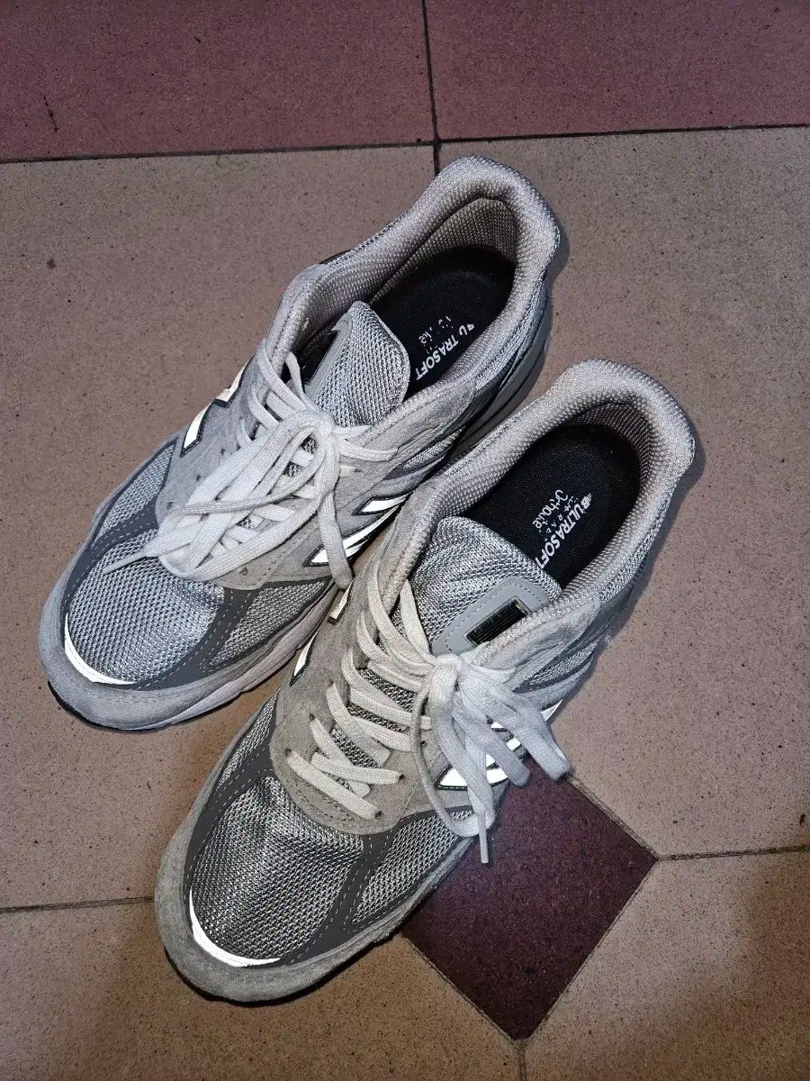 ニューバランス 990v5 グレー 280