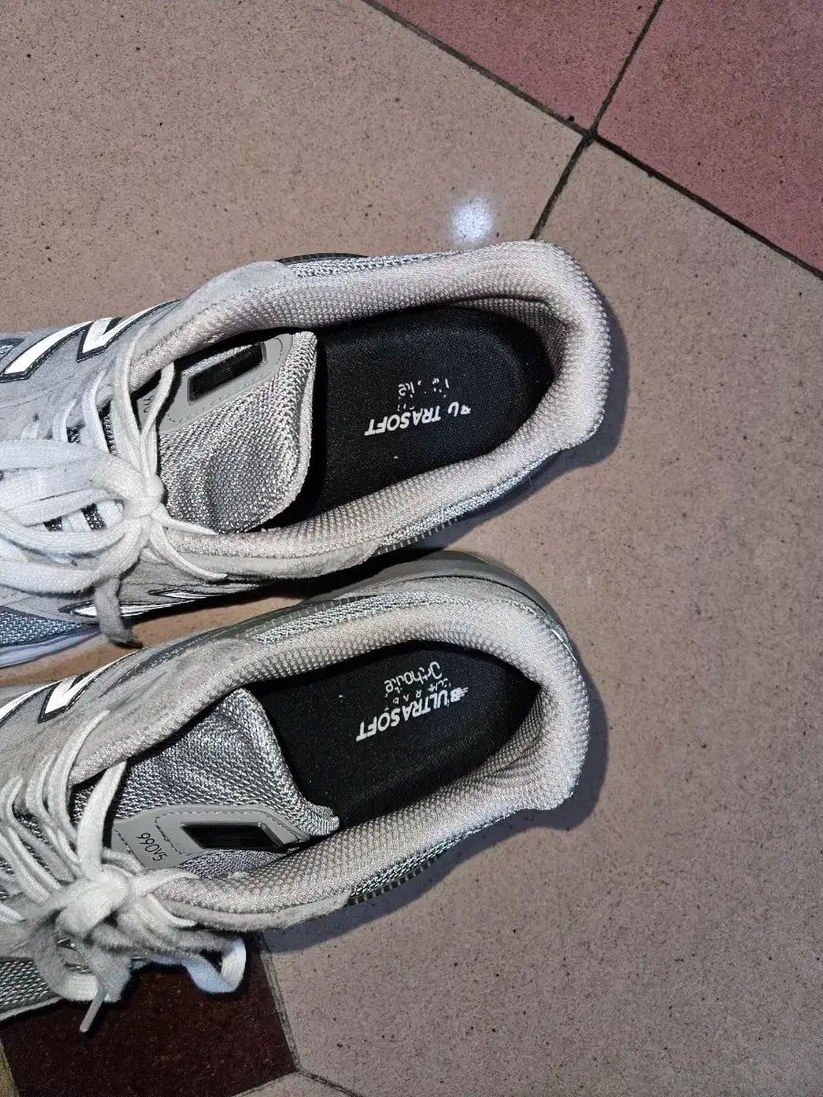 ニューバランス 990v5 グレー 280