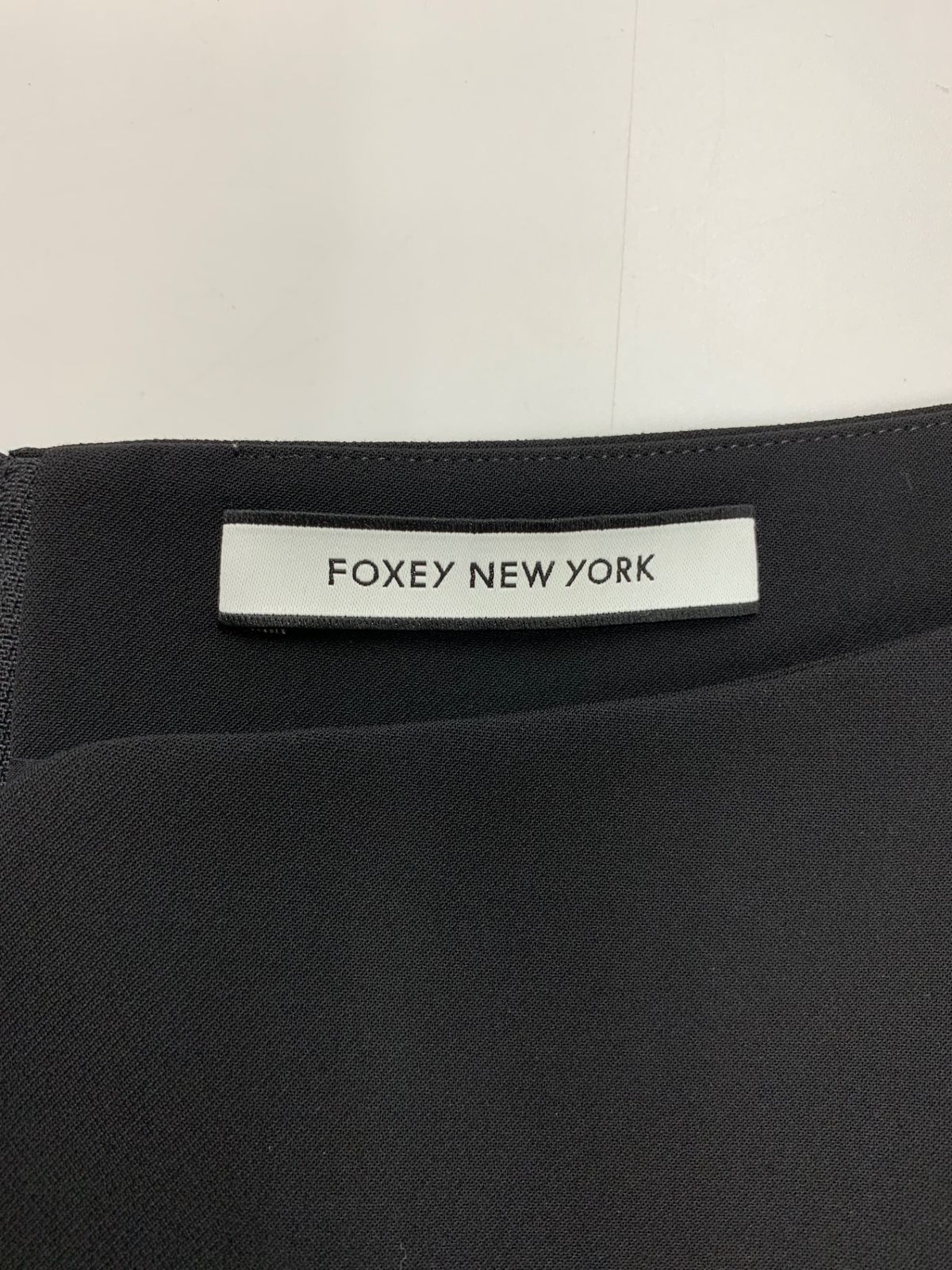 ブラック IT2NFSSC708O