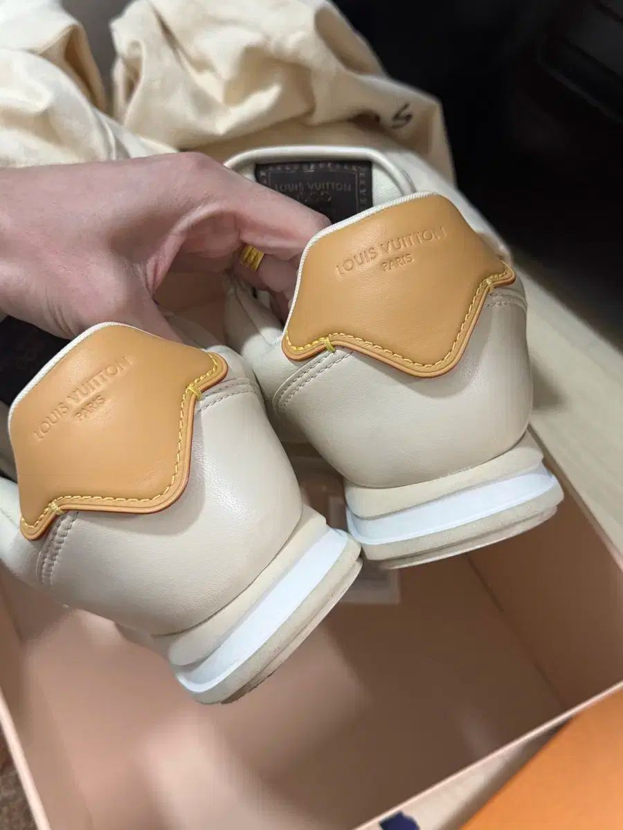  ルイヴィトン バターソフト 8 5 270 スニーカー 靴
