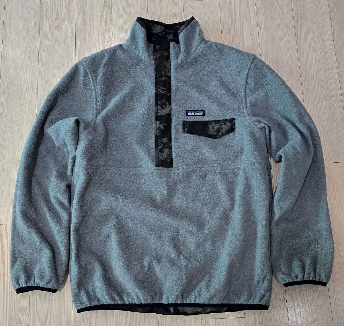 パタゴニア リバーシブル グリセ ド スナップT フリース