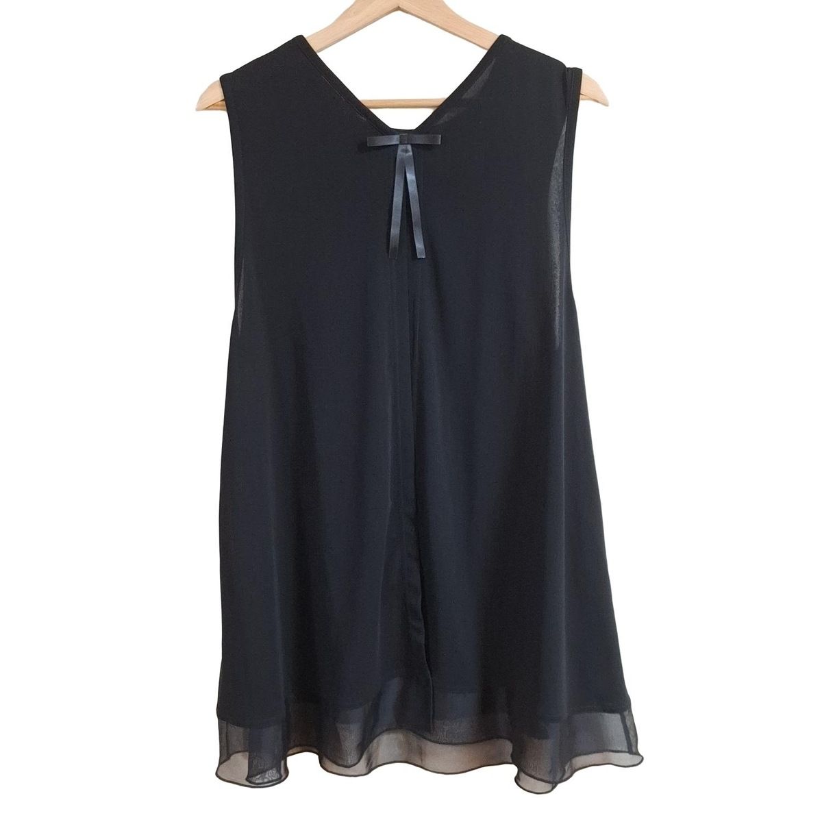 ALBEROBELLO OLLEBOREBLA アルベロベロ オレボレブラ チュニック レディース - 黒 クルーネック ノースリーブ ビーズ ビジュー 後ろ開き