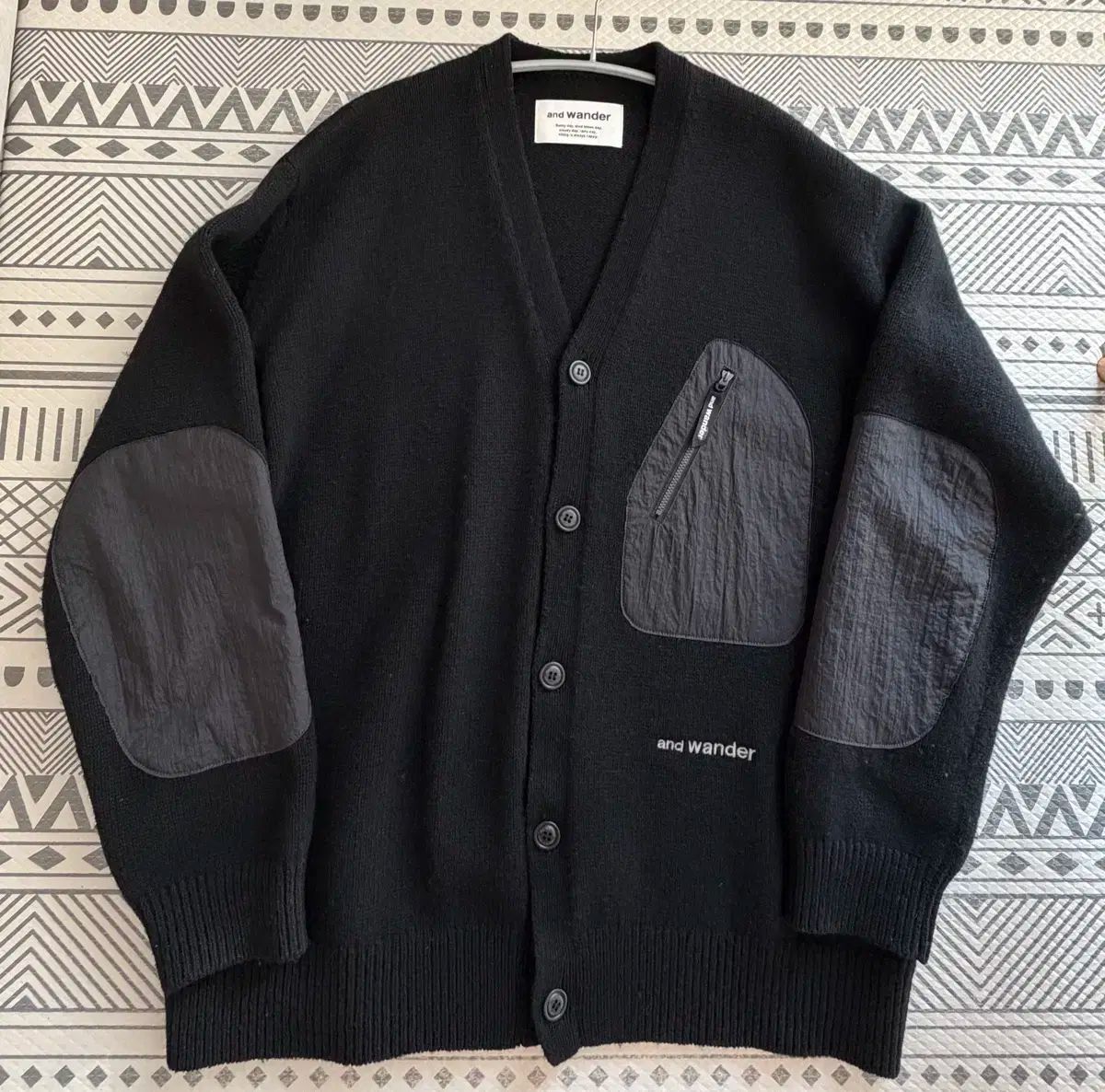 アンドワンダー ウールカーディガン 黒 XXL