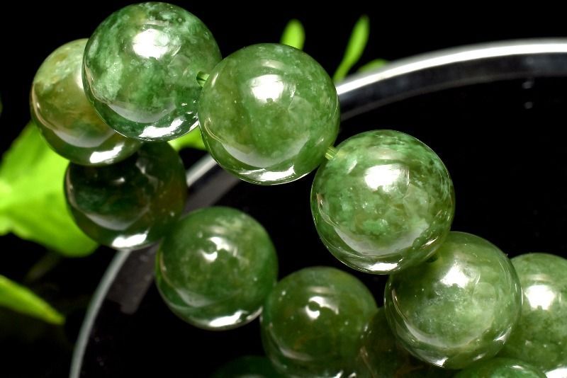  １点物 高発色 アイドクレース ベスビアナイト 11 mm ブレスレット パワーストーン 天然石 _MC 532 ブレスレット バングル アクセサリー