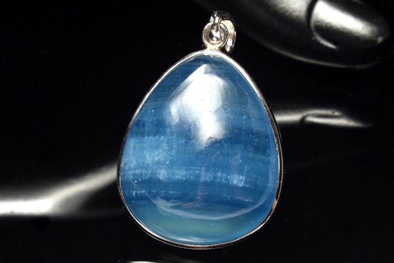 1点物】シルバー925◇高発色 ブルーカルサイト 29x24mm ドロップ