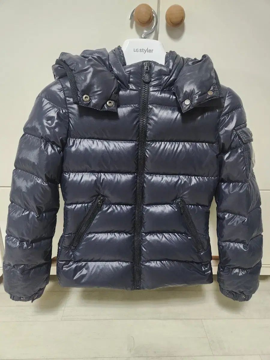 MONCLER モンクレール キッズ ダウン 8 y ネイビー光沢