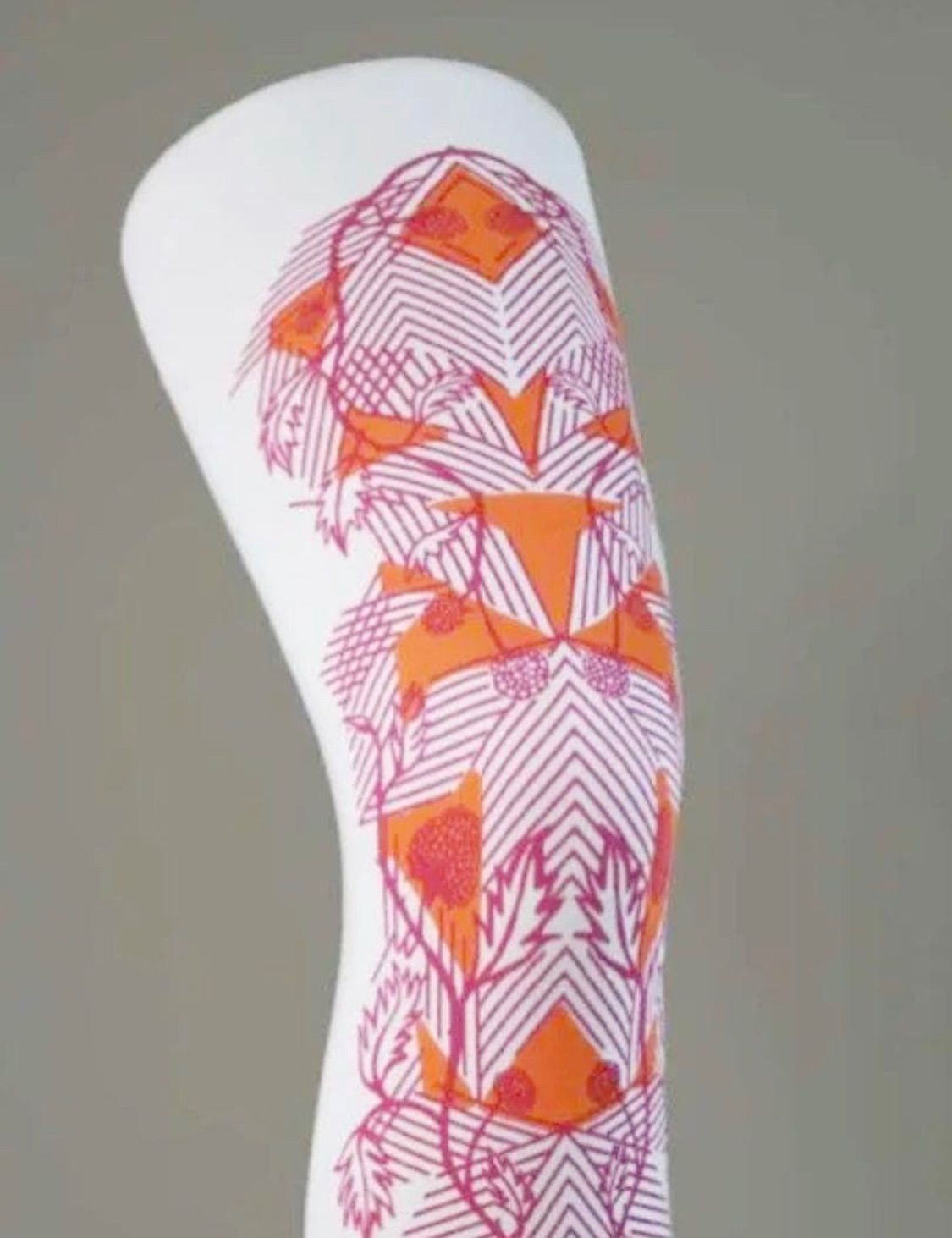 Les Queues de Sardines タイツ ネオン ボタニカル 幾何学 フランスの