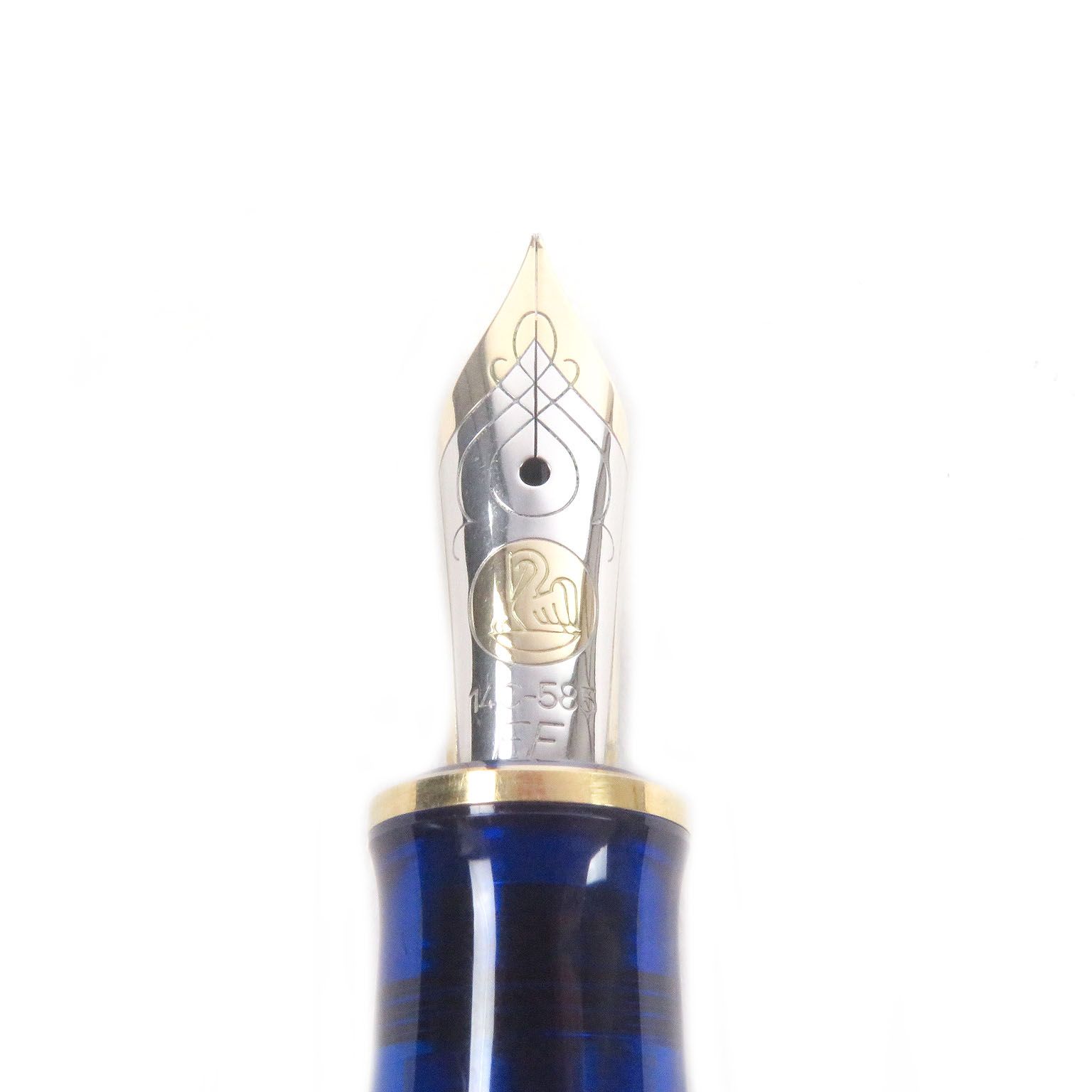 キャップ式 万年筆