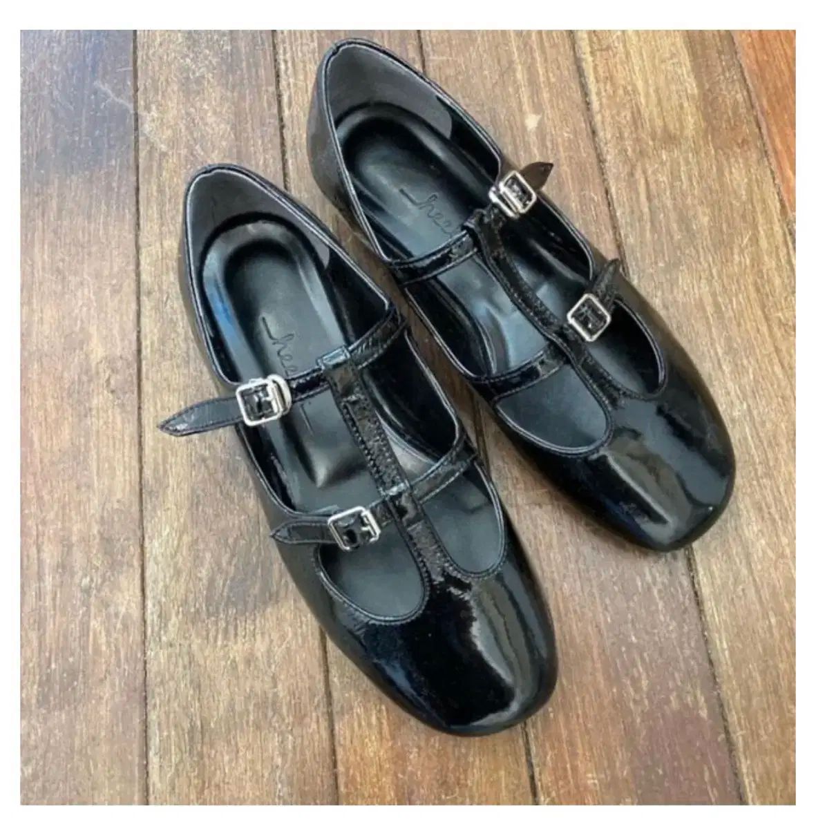  灰色のバックル エナメルシューズ 235 フラットシューズ バレエシューズ パンプス