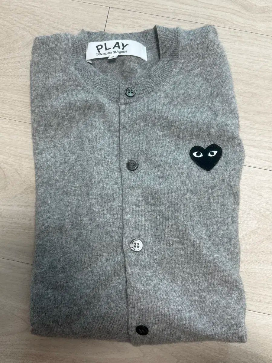 コム デ ギャルソン ブラックワッペン カーディガン グレー