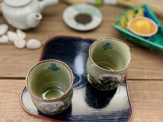 メーカー直送 九谷焼 夫婦湯呑 風神雷神 中裏絵