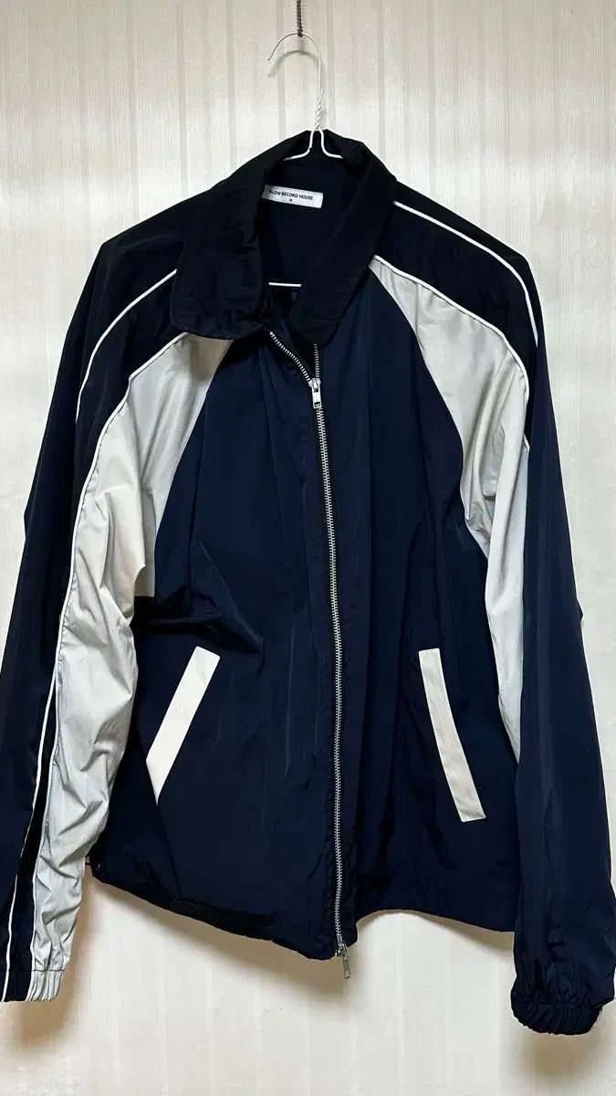 スローレコーズ ハウス ナイロン コーチジャケット ネイビー