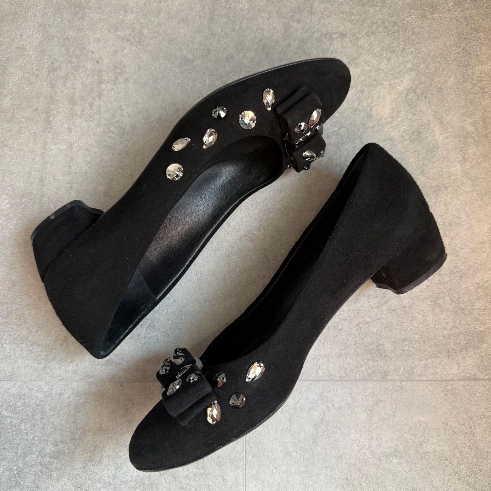 SalvatoreFerragamo フェラガモ ヴァラリボン ビジュー パンプス