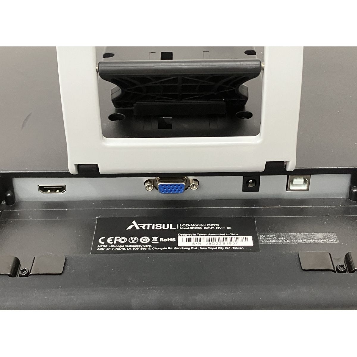 ペンタブレット 液タブ