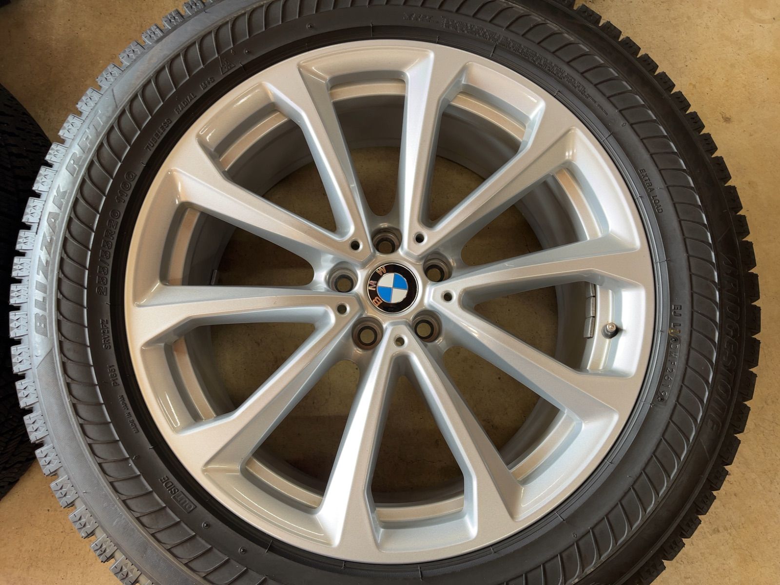 BMW G 07 X 7 BS ブリザック ランフラット 20インチ 4本セット