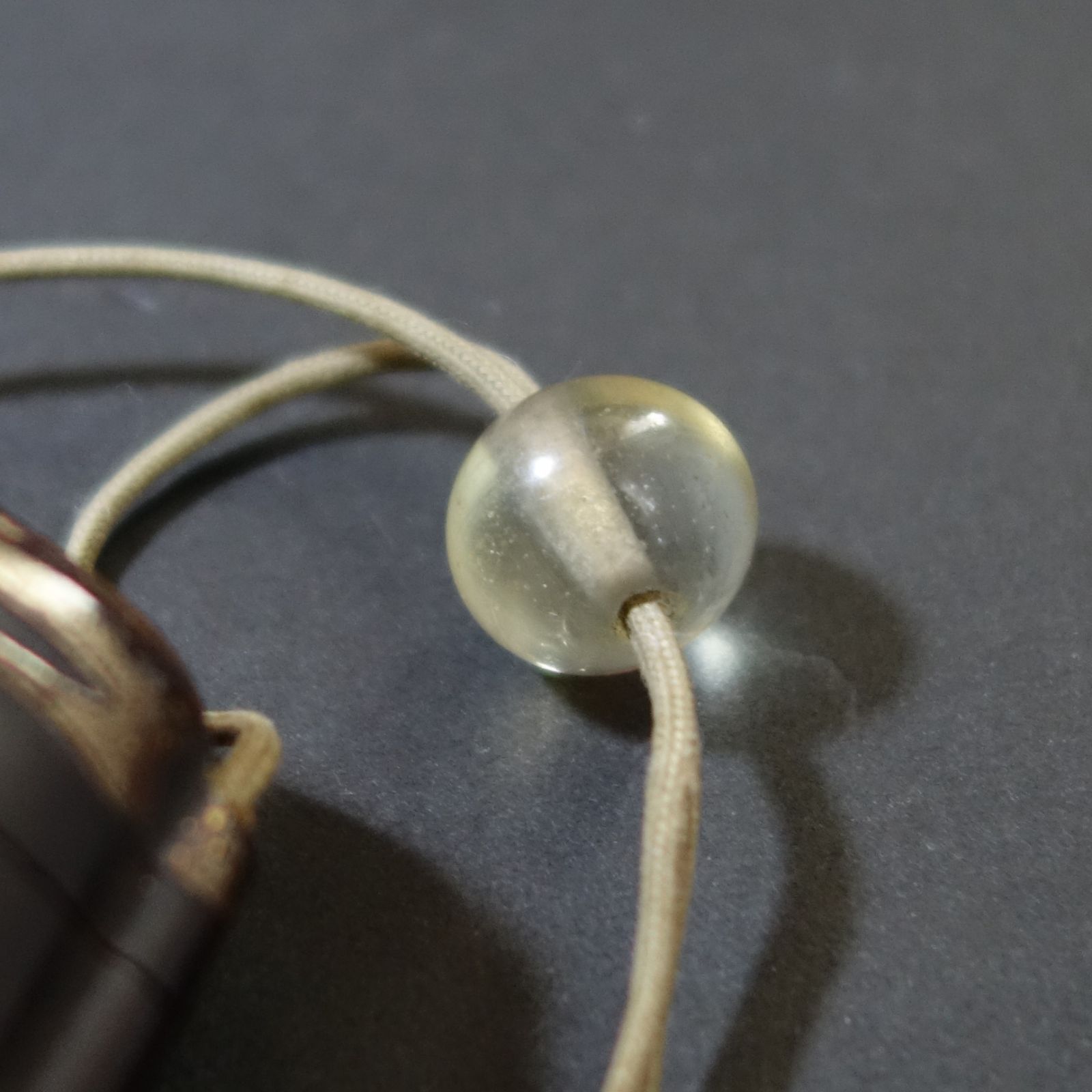 印籠 根付 【 麒麟 高蒔絵 印籠 ／ 鹿角 彫刻 宝塔 根付 】 漆器 骨董