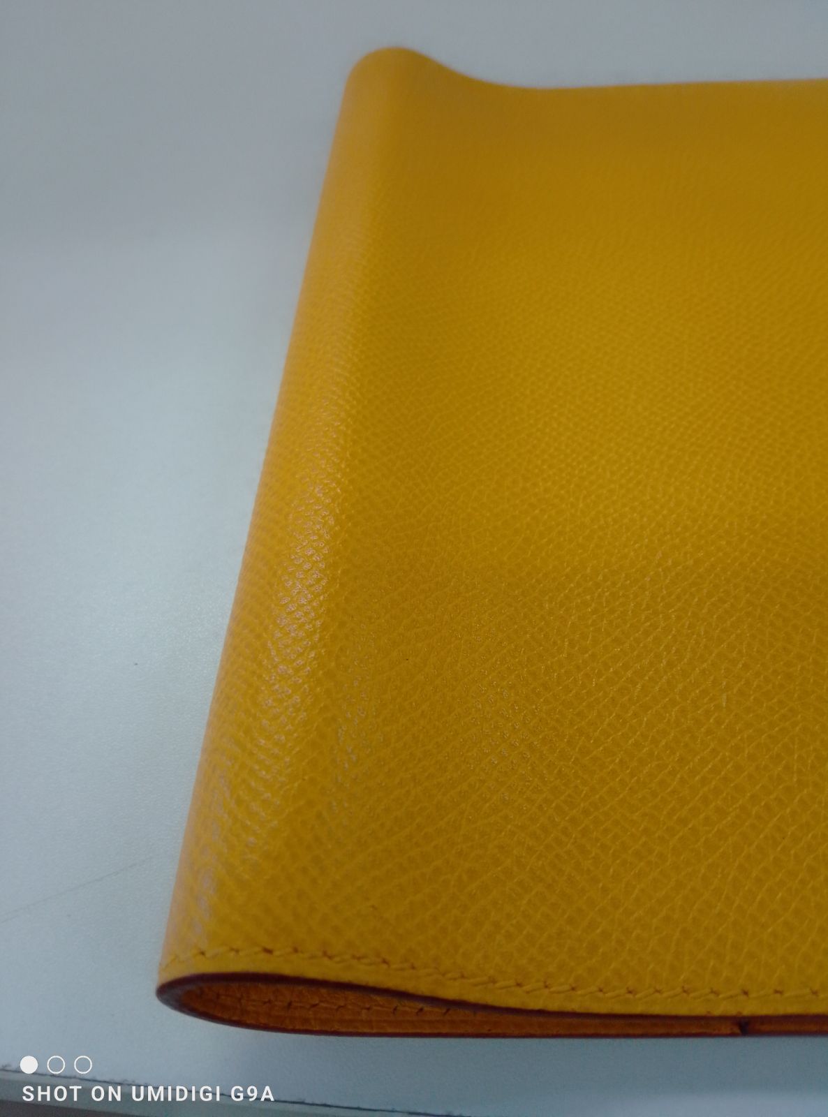 グローブトリッター 手帳カバー