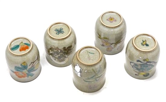 メーカー直送 九谷焼 五客お湯呑 湯飲み 小 白兎なでしこ 宝尽くし 椿に鳥 風神雷神 ソメイヨシノ 裏絵